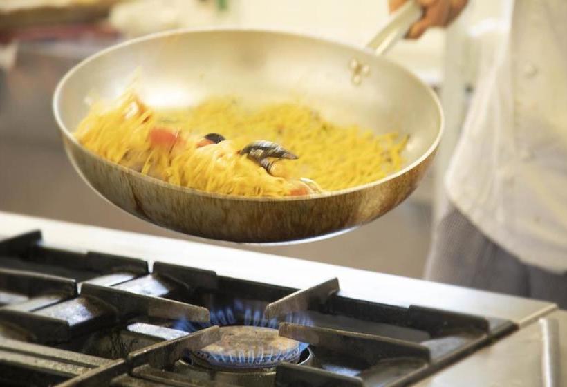 Отель Albicocco