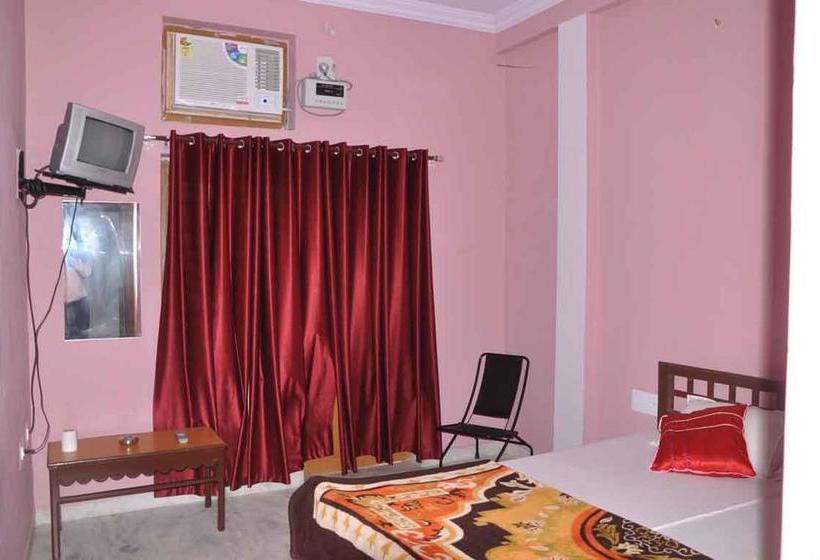 هتل Aravali Pushkar