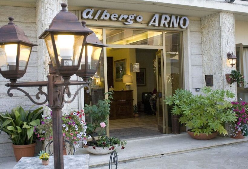 בית מלון כפרי Arno