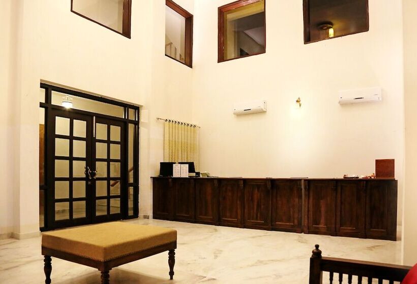 هتل Atulya Niwas, Udaipur