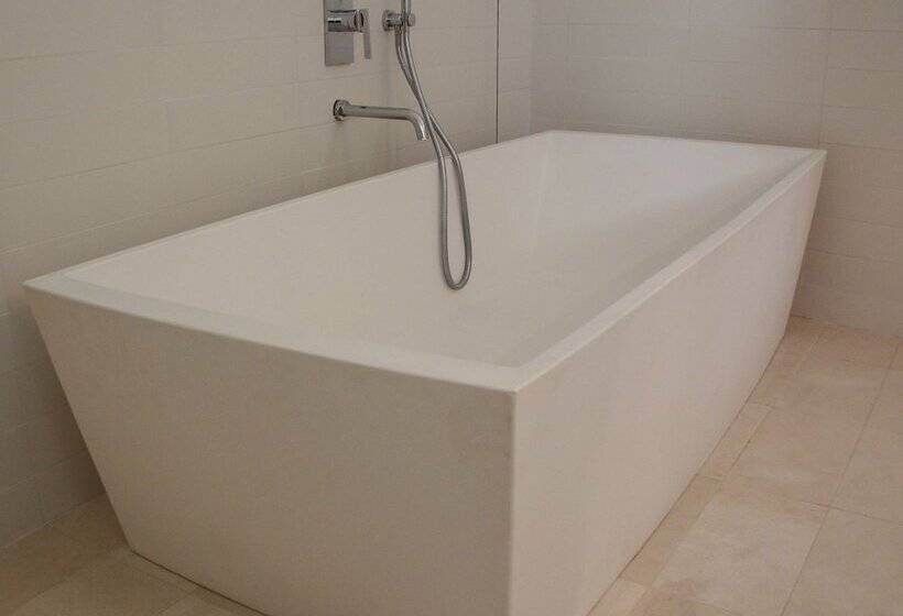 فندق Cavour Et Des Officiers