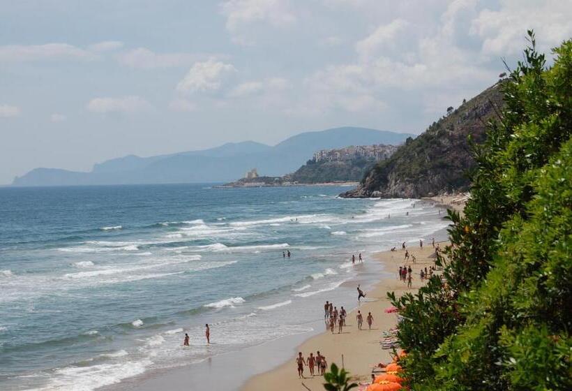 فندق Club Torre Capovento