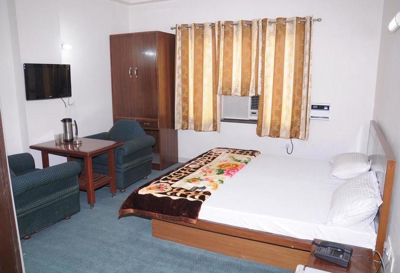 ホテル Capital O 25053  Devi Palace