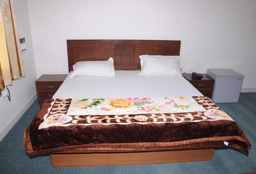 ホテル Capital O 25053  Devi Palace