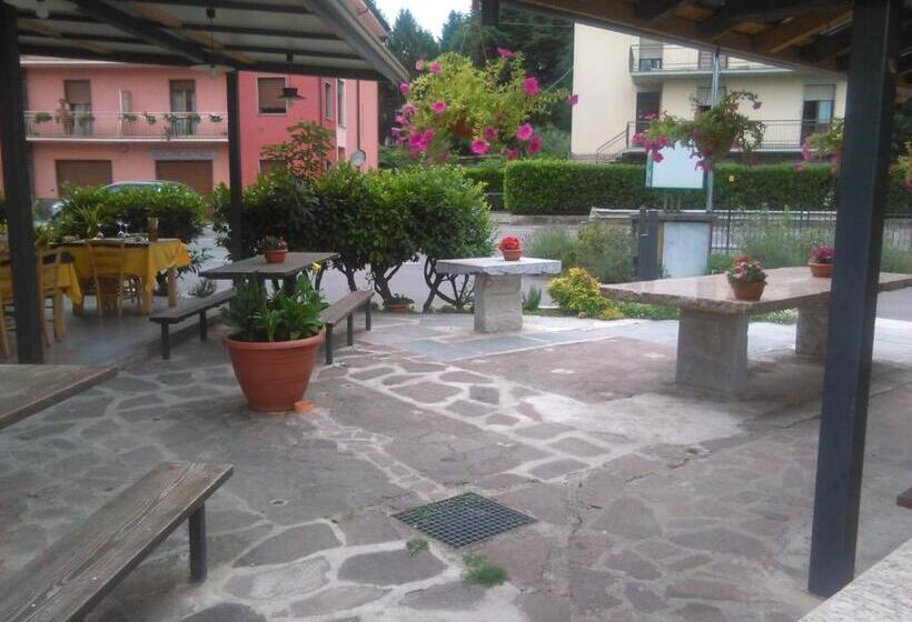 בית מלון כפרי Franini