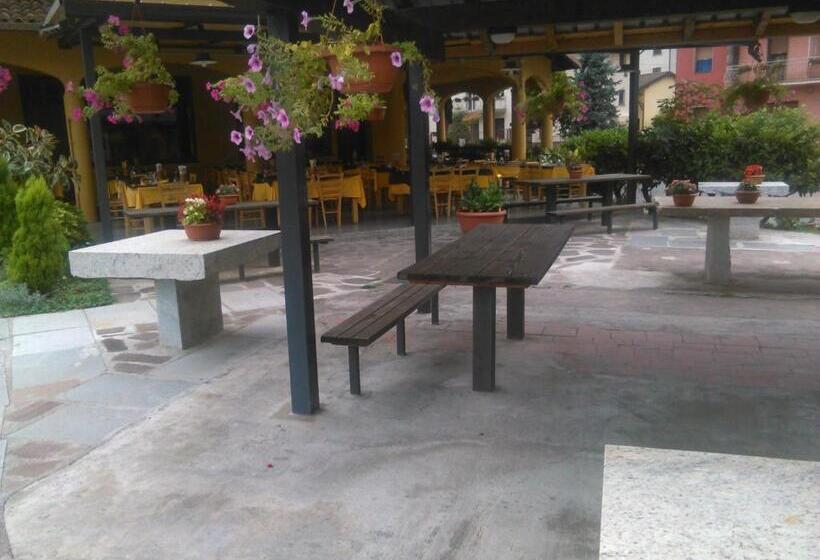 בית מלון כפרי Franini