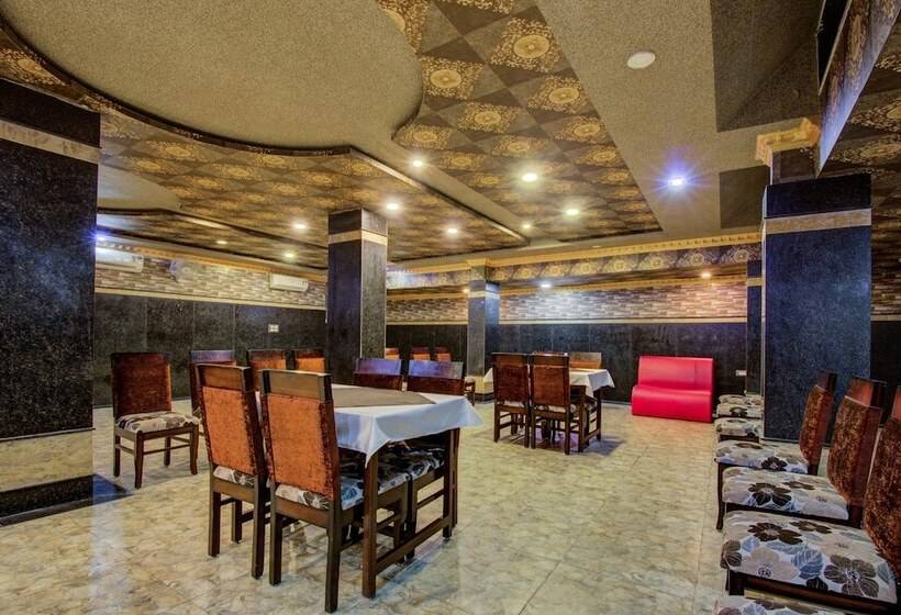 ホテル Grand Akshay