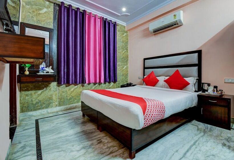 ホテル Grand Akshay