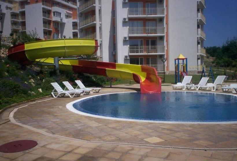 فندق Grand Resort Sea Fort Club