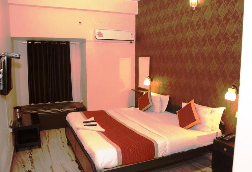 فندق Kartikey