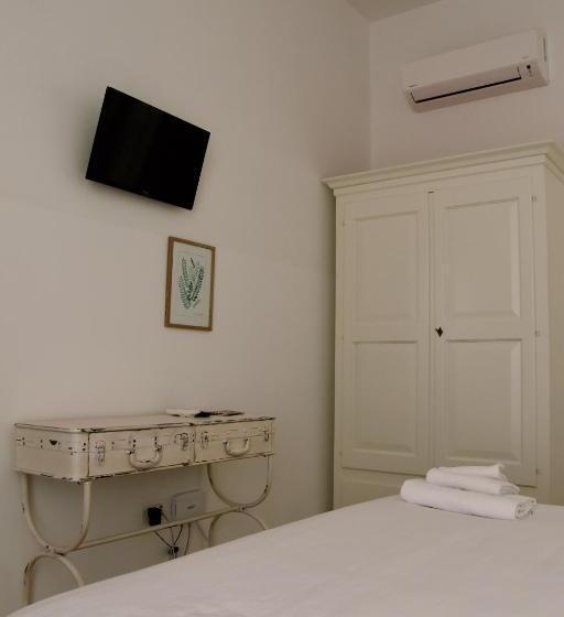 هتل La Casa Nel Borgo Antico