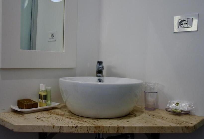 هتل La Casa Nel Borgo Antico