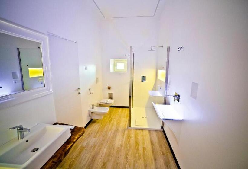 هتل La Casa Nel Borgo Antico