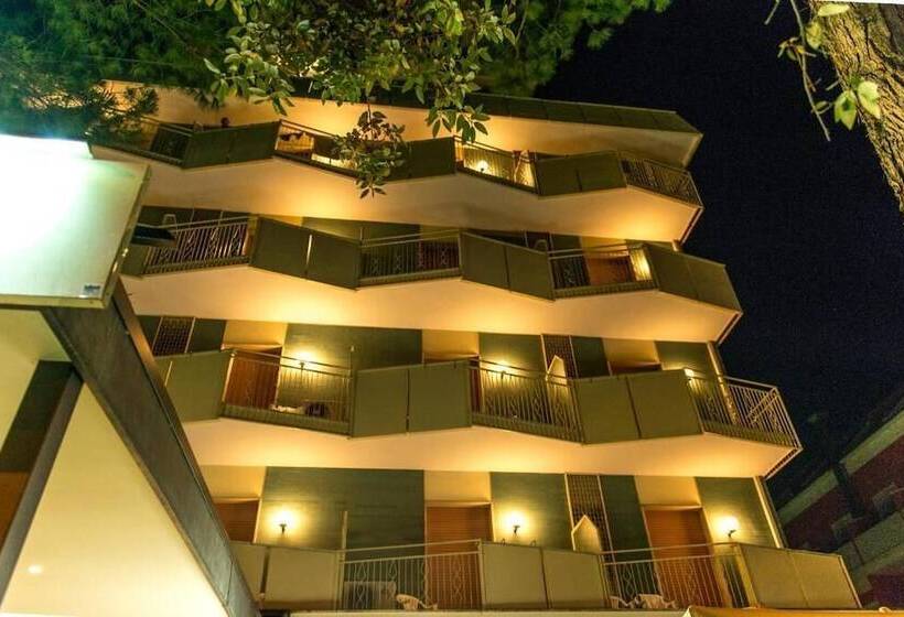 ホテル Lem Casadei