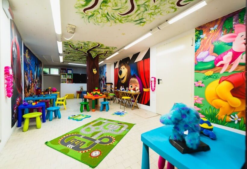 ホテル Lem Casadei