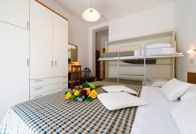 ホテル Lem Casadei