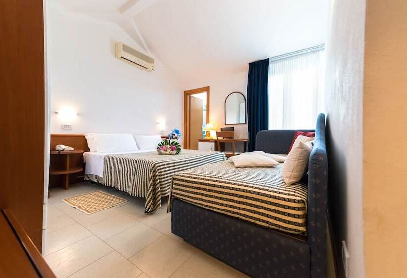 ホテル Lem Casadei