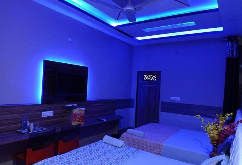 Hotel Maan  And Restaurant