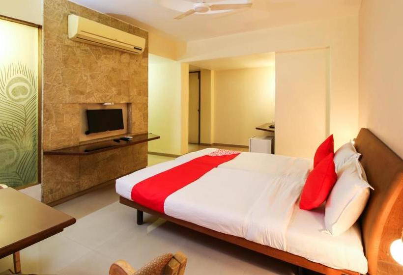 호텔 Panchalee Deluxe