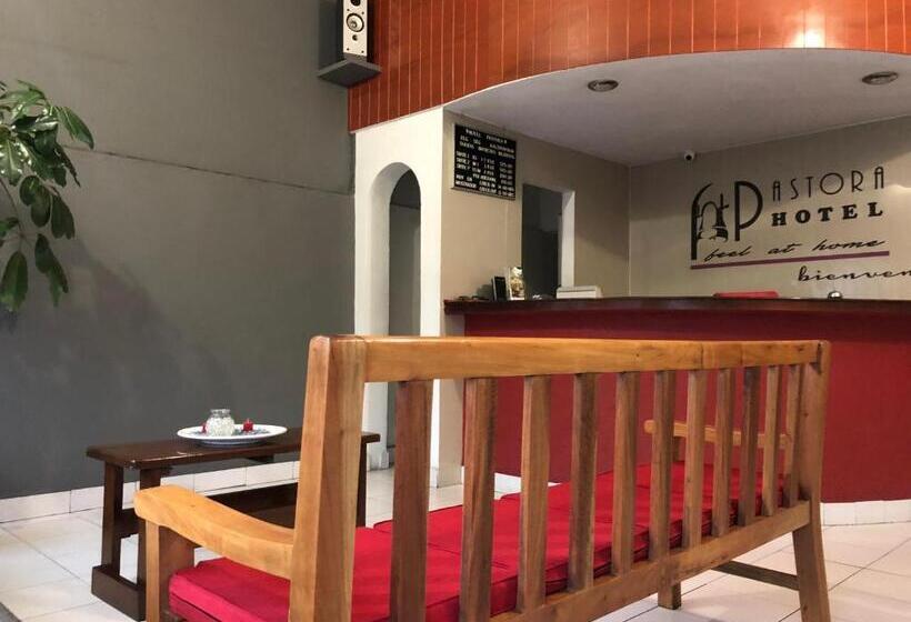 ホテル Pastora
