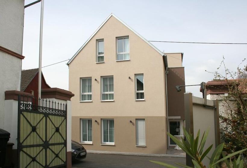 בית מלון כפרי Schlafgut Domhof Erleben