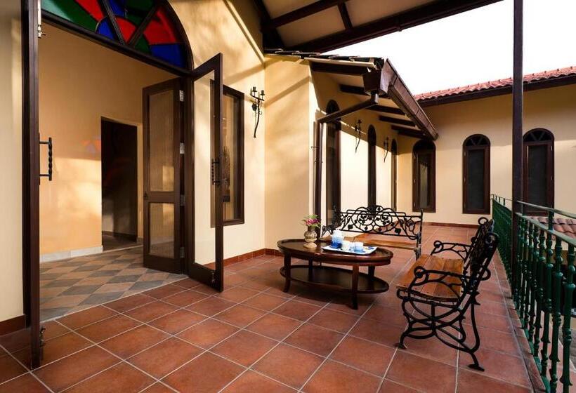 فندق The Orchard At Peora Estates