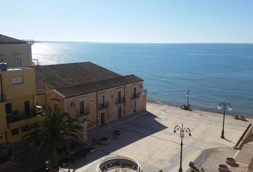 Отель Villa Ada