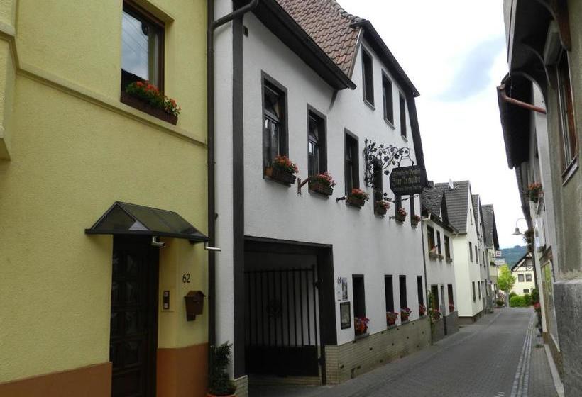 ホテル Weingut Stassen