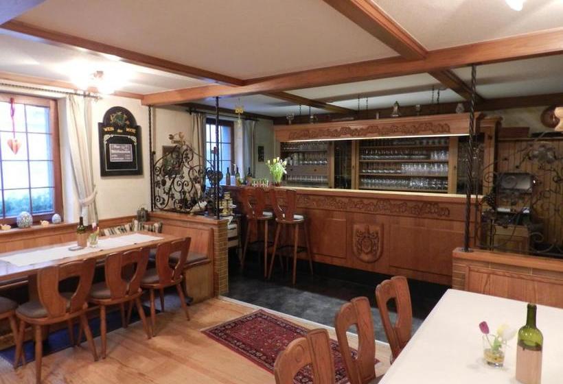 酒店 Weingut Stassen