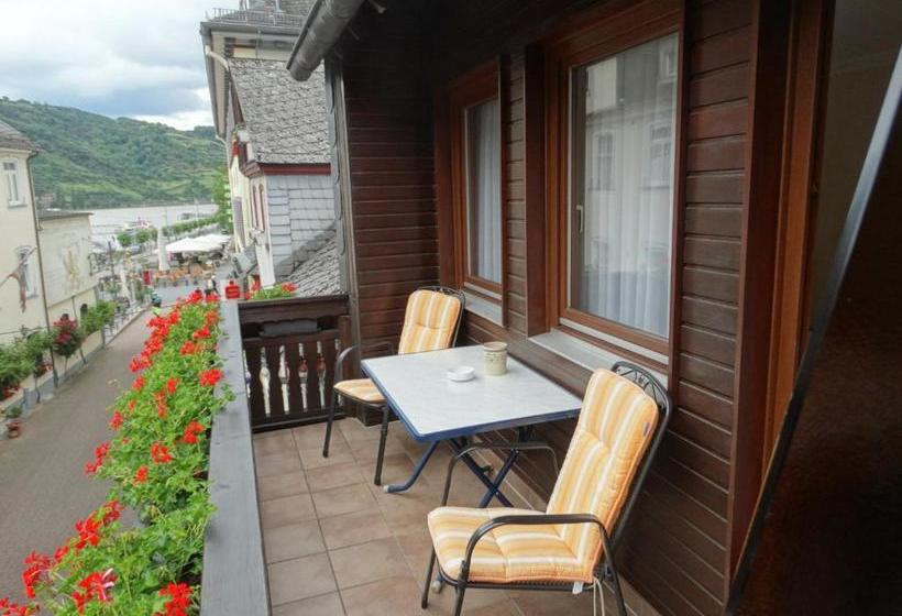 בית מלון כפרי Zur Loreley   Garni