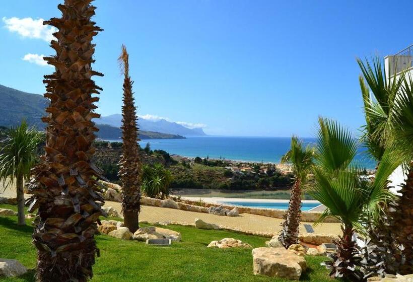 La Blanca Resort & Spa