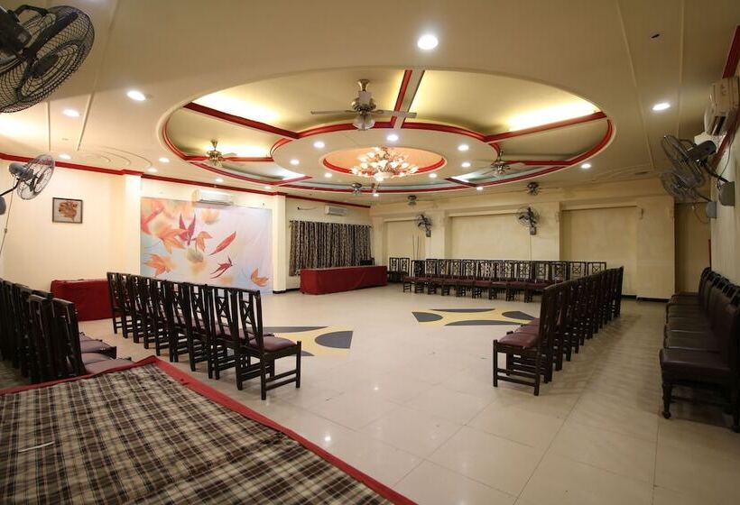 Motel Divine International