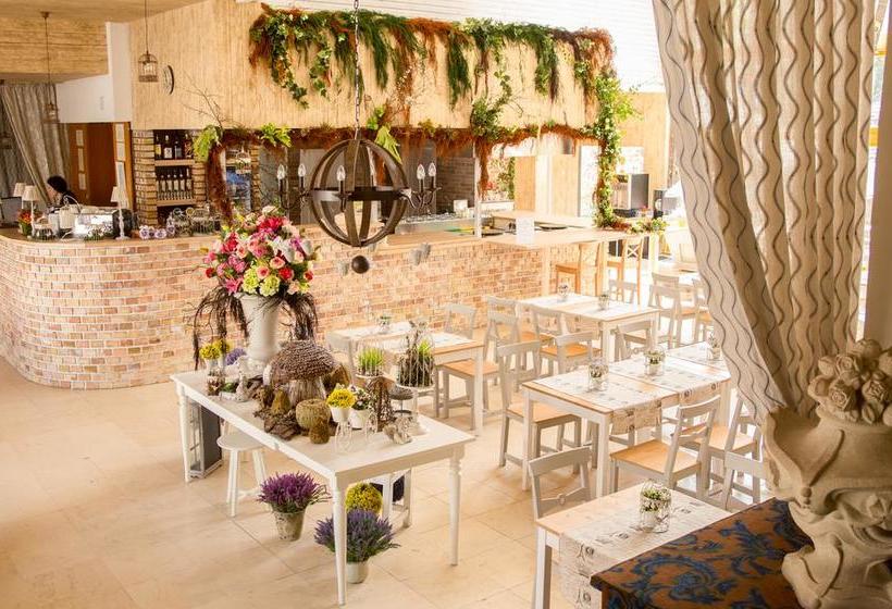 Tündérkert Hotel Noszvaj