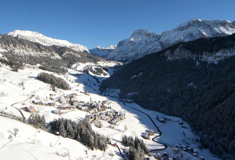 Alpine Hotel Ciasa Lara