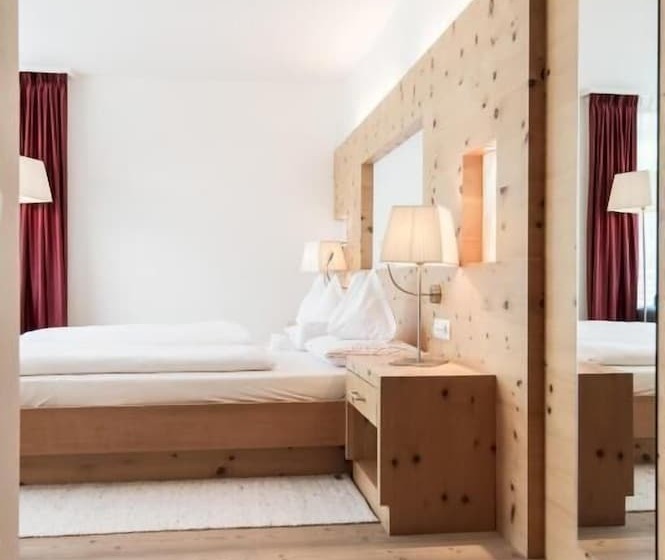 Alpine Hotel Ciasa Lara