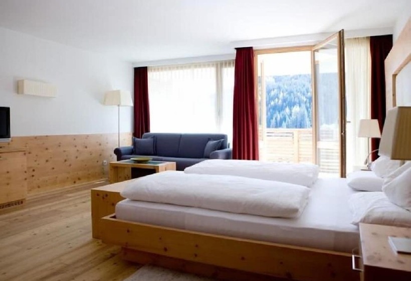 Alpine Hotel Ciasa Lara