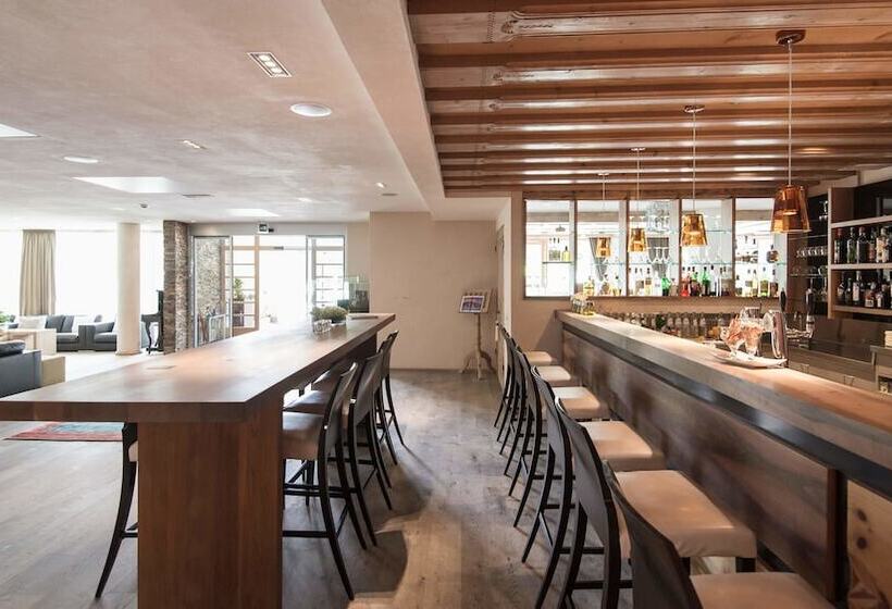 Alpine Hotel Ciasa Lara