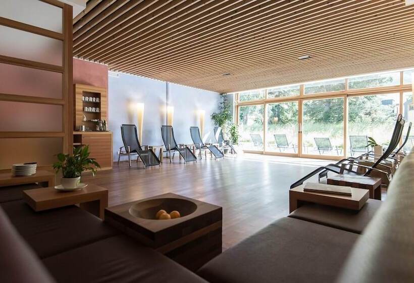 Alpine Hotel Ciasa Lara