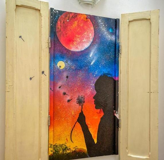 تختخواب و صبحانه Aduepassi