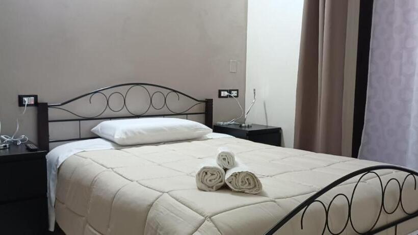 مبيت وإفطار Affittacamere Da Rocco