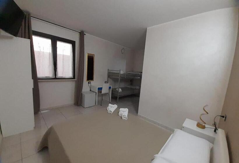 مبيت وإفطار Affittacamere Da Rocco