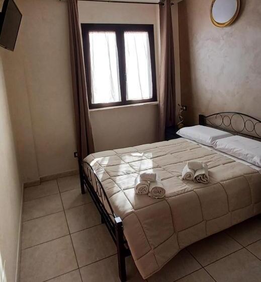 مبيت وإفطار Affittacamere Da Rocco