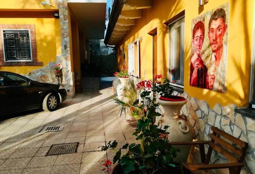 مبيت وإفطار Beatrice Home