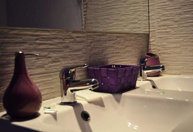 مبيت وإفطار Beatrice Home