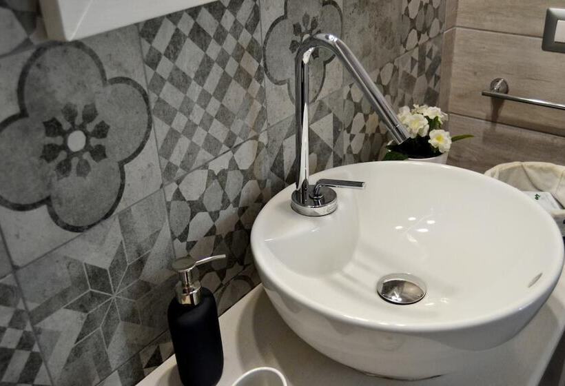 مبيت وإفطار Beatrice Home