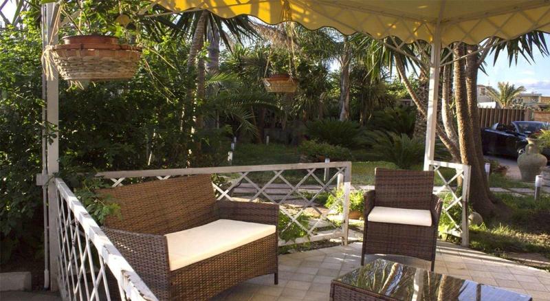 مبيت وإفطار Beatrice Home