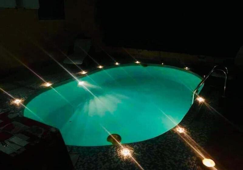 مبيت وإفطار Beatrice Home