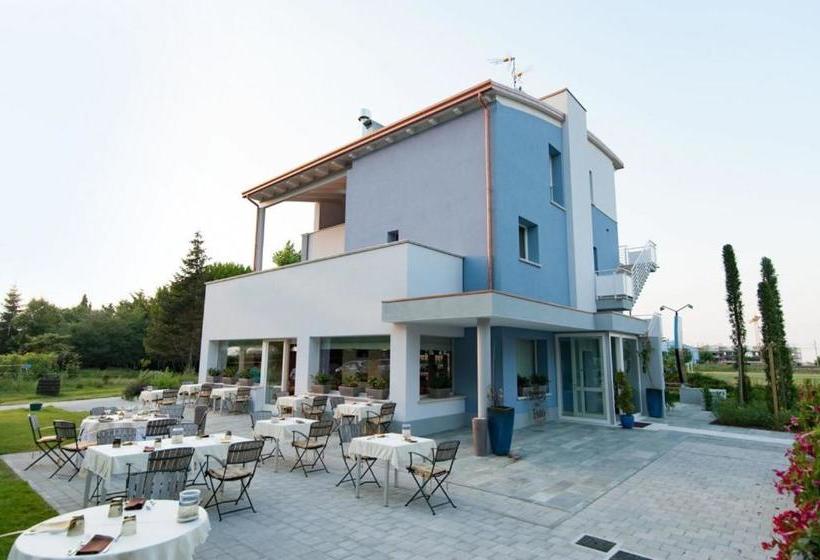 تختخواب و صبحانه Borgo Del Faro