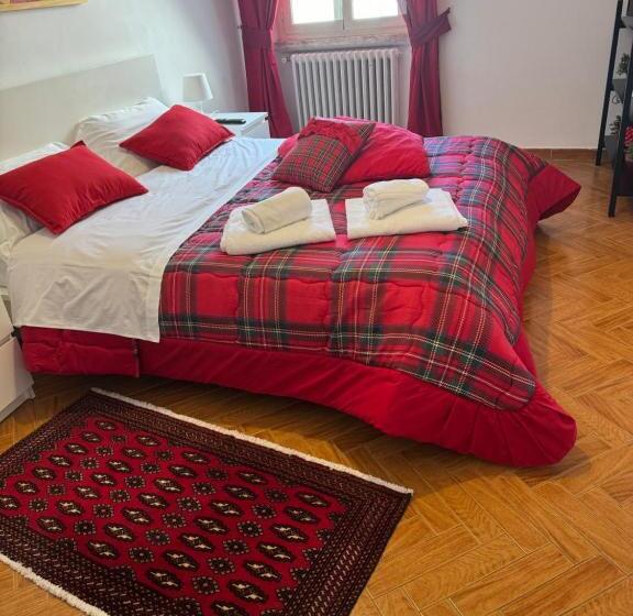 تختخواب و صبحانه Casina Dei Marsi