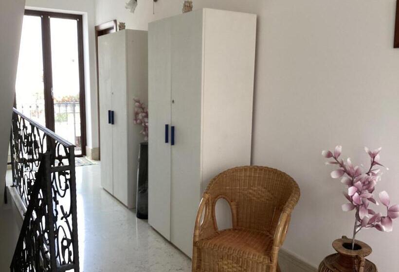 ベッドアンドブレックファースト Crispi 10